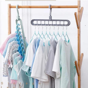 MAGIC FOLDING HANGER